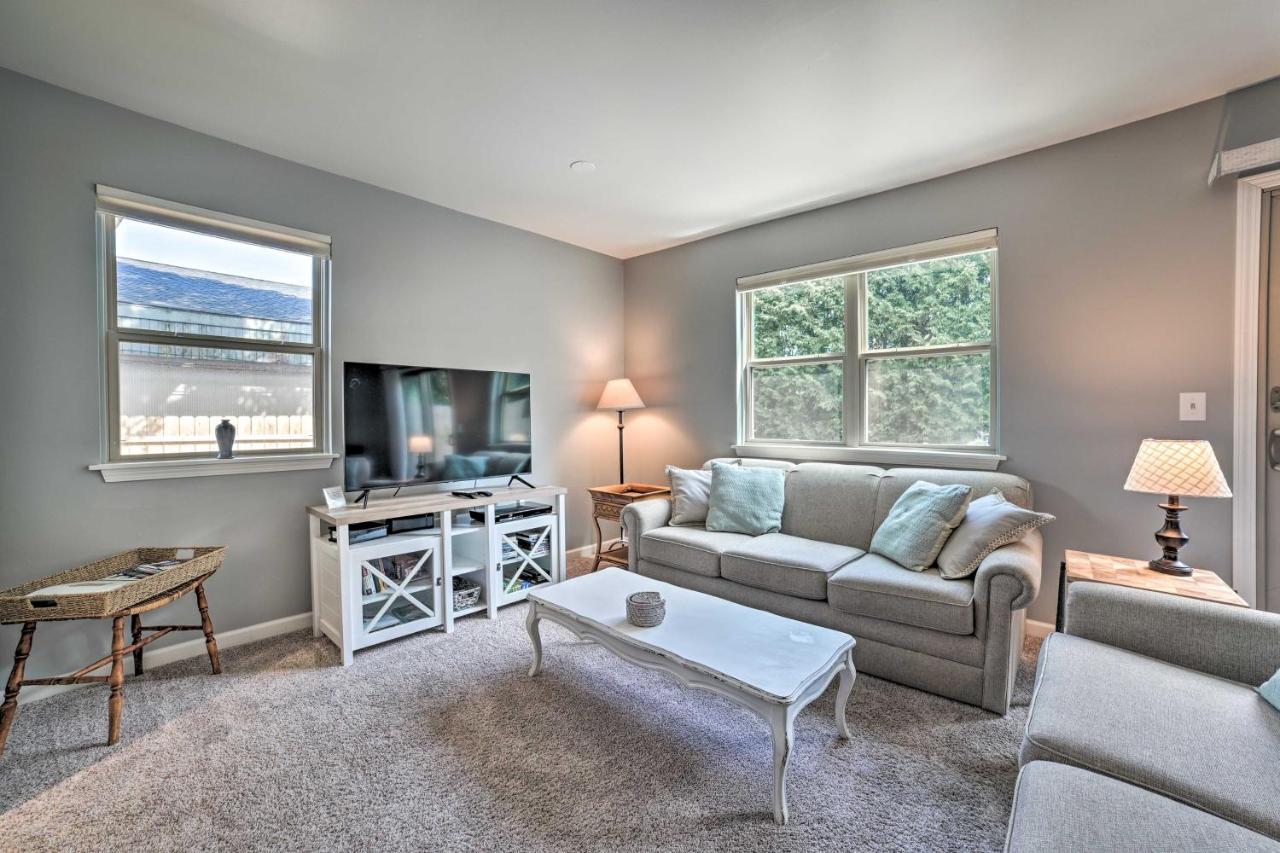 Harbor Springs Retreat With Grill About 1 Mi To Beach! Екстер'єр фото