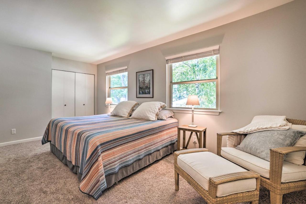 Harbor Springs Retreat With Grill About 1 Mi To Beach! Екстер'єр фото